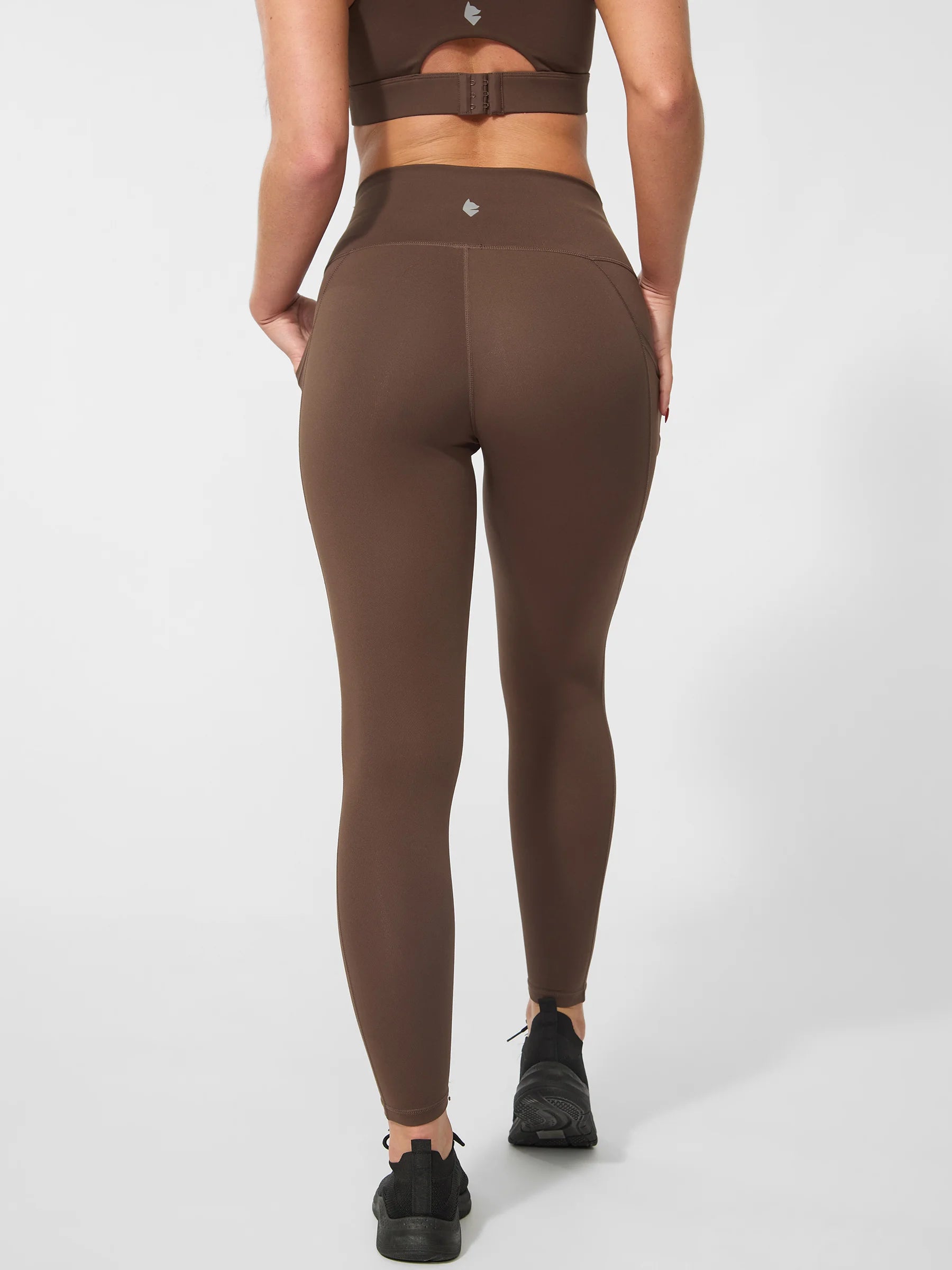 #color_hot fudge